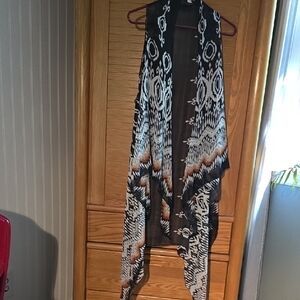 Cara NY Chic Black and White Women's Tunic